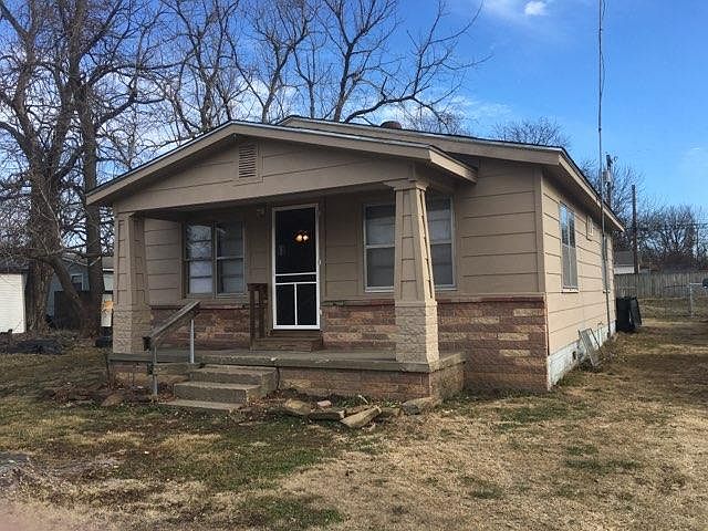 1st image of 812 N Florence Ave