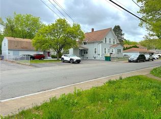 628 Robinson St, Woonsocket, RI 02895