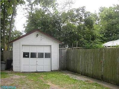 3rd image of 360 Blaine Ave