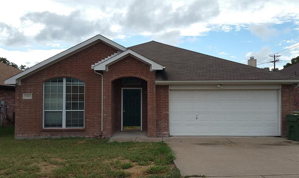 1st image of 2902 Bahar Dr