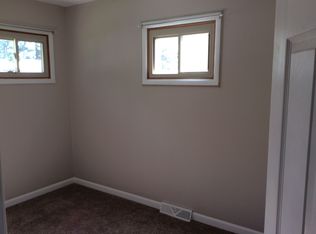 7612 Randy Rd, Machesney Park, IL 61115