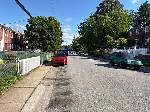 4th image of 1964 Prospect Rd