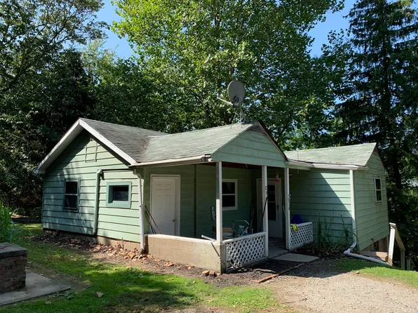 26 Hercules Ln, Wheeling, WV 26003