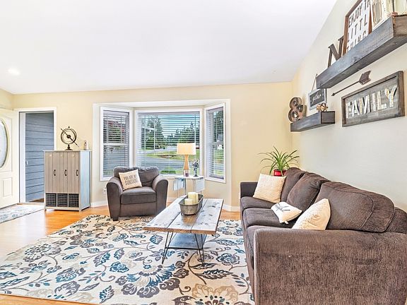 4th image of 4109 143rd St NW