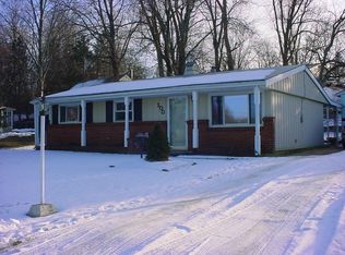 100 Lewis Dr, Johnstown, OH