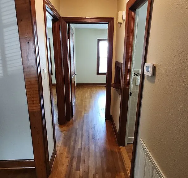 1416 N Detroit Ave — Photo 11