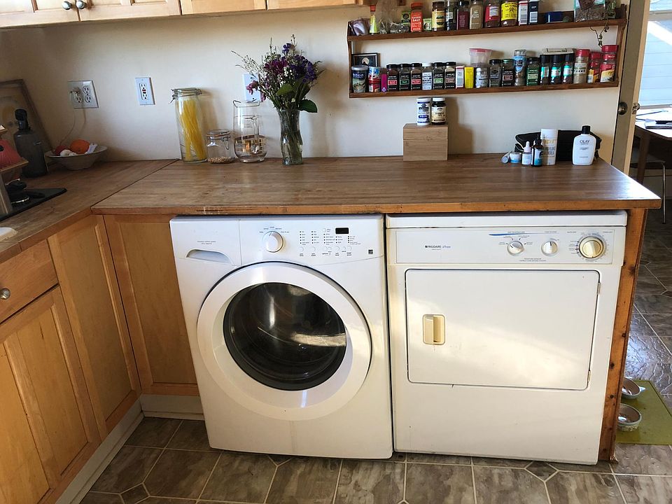 Full sized washer/dryer in unit