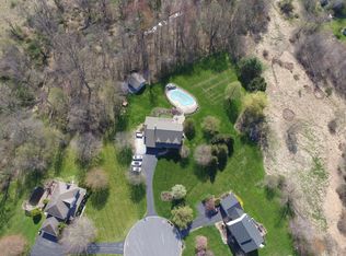 200 Briars Run Dr, Downingtown, PA 19335