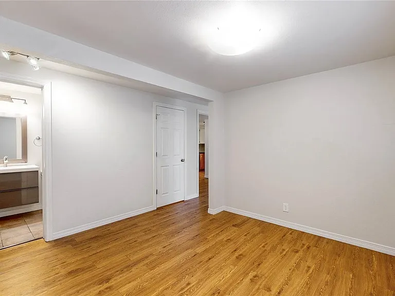 1381 Osceola St — Photo 11