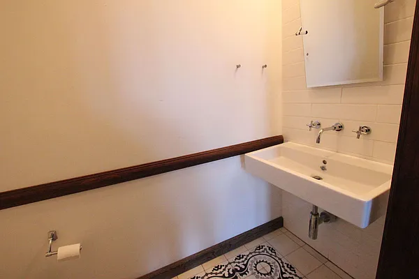 Rented by Bedford 6 Real Estate | media 76