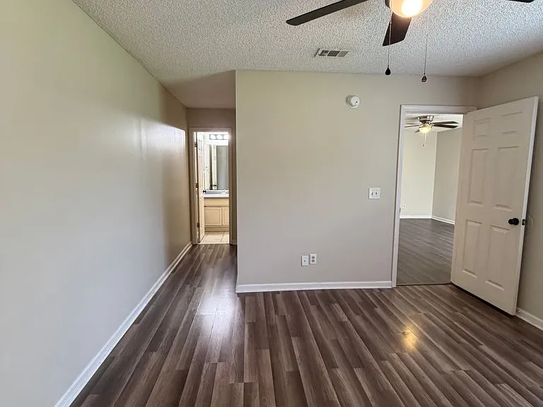 23 Talbot Ct — Photo 23