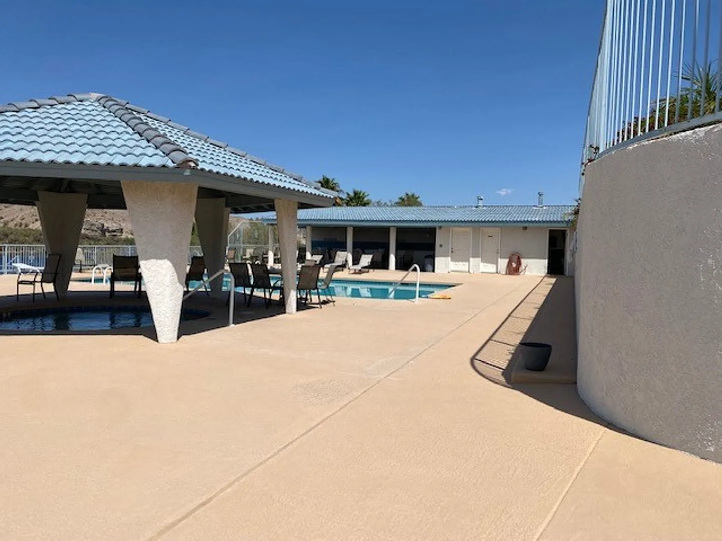2br Waterfront Winter Vacation Rental Condo, Complex On The Waterfront Gated Complex Utilities In... — Photo 4