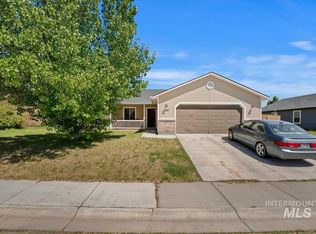148 NE Lotus Ct, Mountain Home, ID 83647