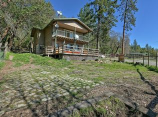 13750 Duggan Rd, Central Point, OR 97502