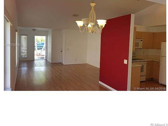 5th image of 895 Golden Cane Dr