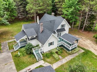 2260 W Pinewood Dr, Roscommon, MI 48653
