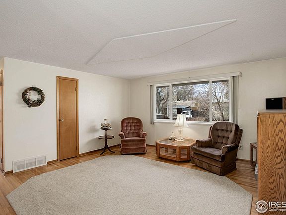 4th image of 8447 Sheridan Ct