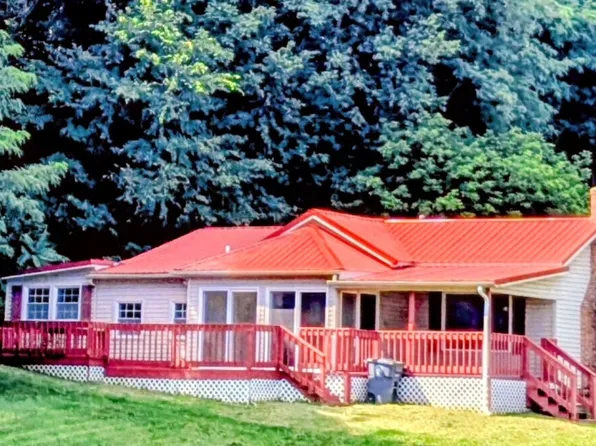 243 S Grand Ave, Connersville, IN 47331