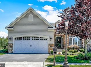 18 Saint Michaels Way, Hanover, PA 17331