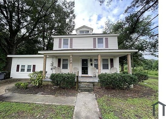 1st image of 702 Todds Ln