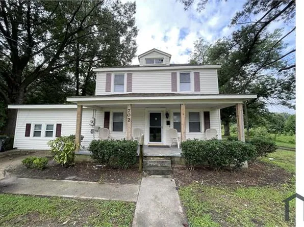 702 Todds Ln, Hampton, VA 23666