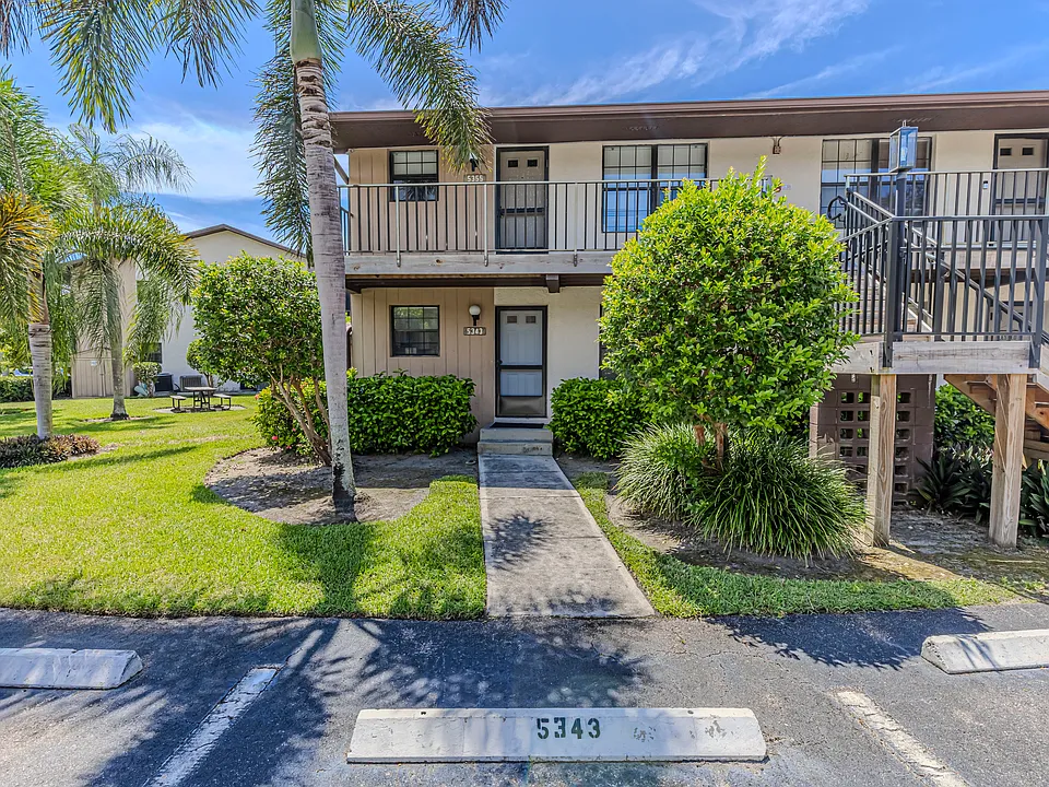 5343 Treetops Dr #S-101