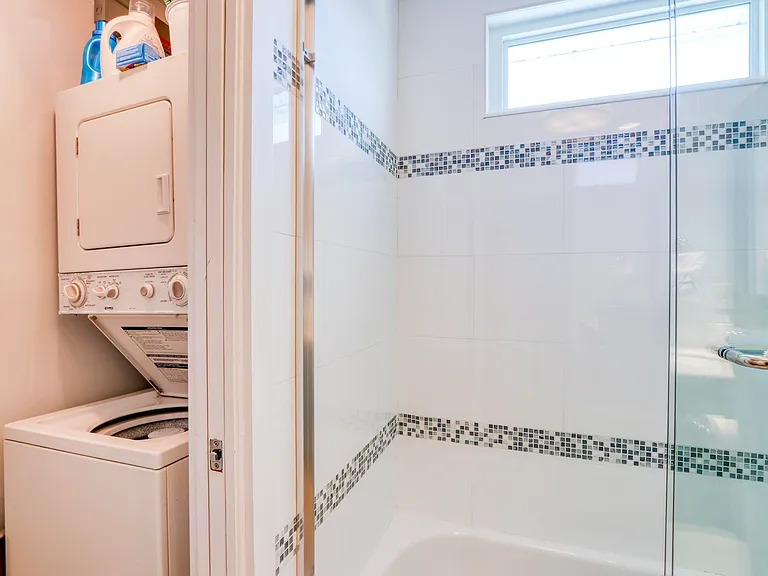 214 Aberdeen Ct — Photo 45