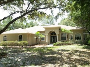 10136 Lakeview Dr, New Pt Richey, FL 34654