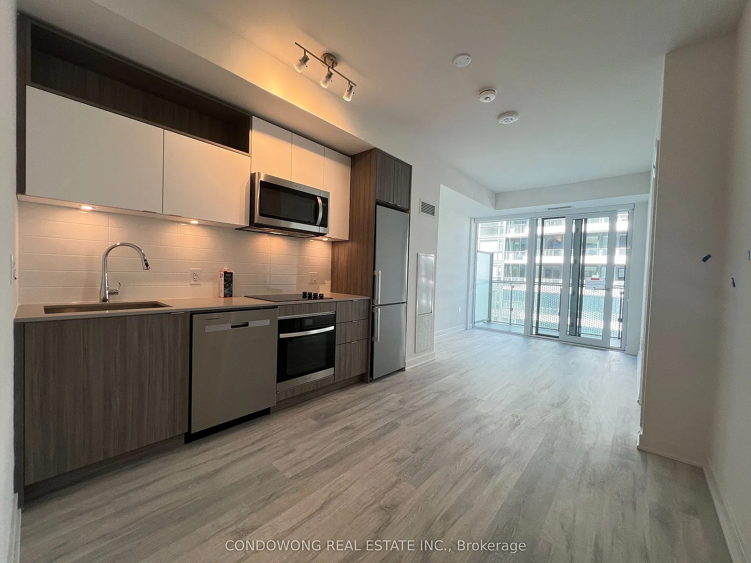 2 bed, $2,500 — Photo 1