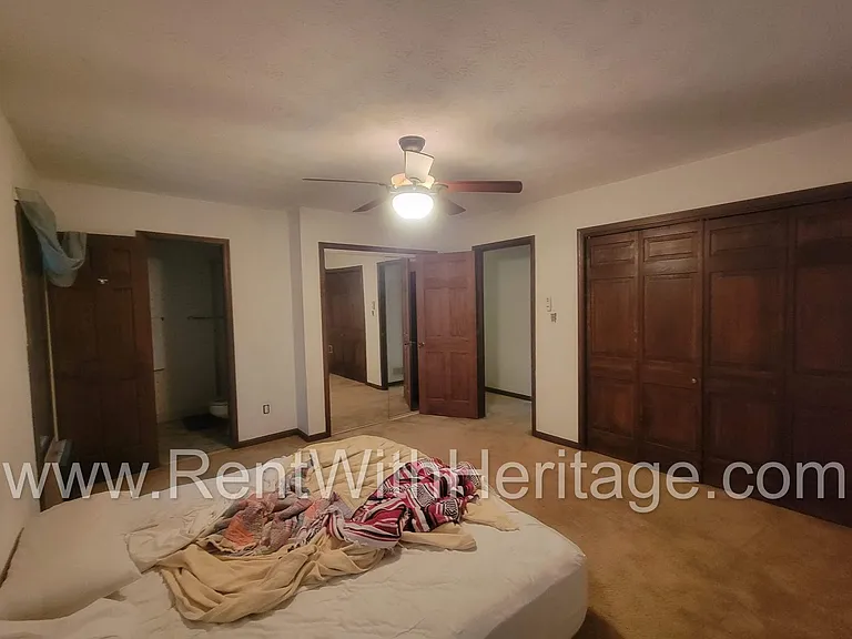 1050 Flamingo Dr — Photo 33