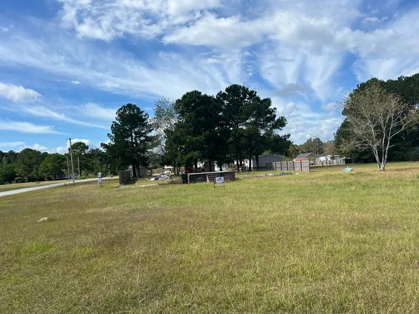 107 Popcorn Ln, Summerville, SC 29486