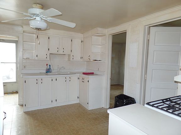 2nd image of 240 Woodland Dr