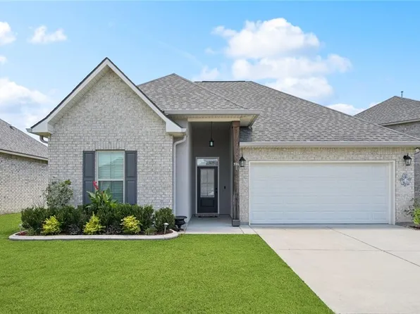 596 Claiborne Trails Dr, Slidell, LA 70458