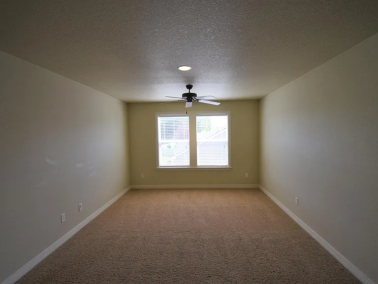 1828 E Serchio Ct — Photo 19