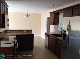 9789 Riverside Dr, Coral Springs, FL 33071