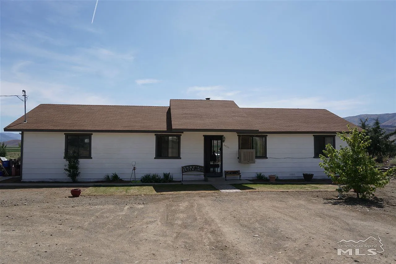 4045 Sunrise Ct photo 1
