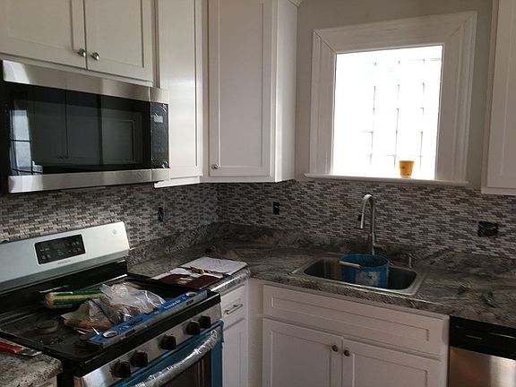 3rd image of 7509 Virginia Ave