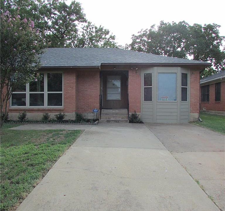 1st image of 1723 Oldfield Dr