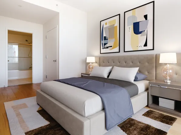 27-03 42nd Road image 2 of 29