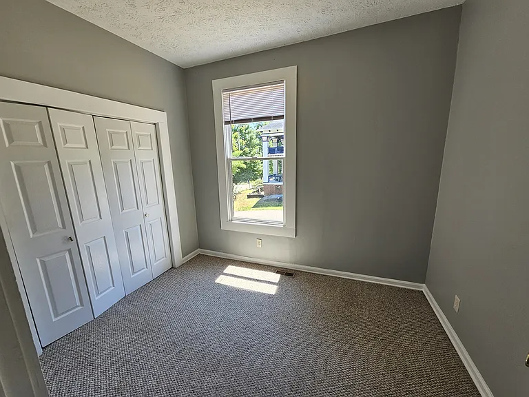 201 E Oklahoma Ave — Photo 12