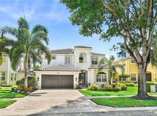 2101 Reston Cir, Royal Palm Beach, FL 33411