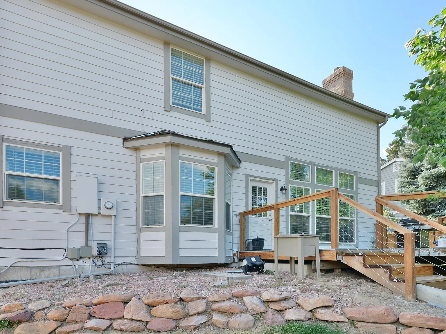 4 bed, 3.5 bath, 4300 sqft, $3,795 — Photo 2