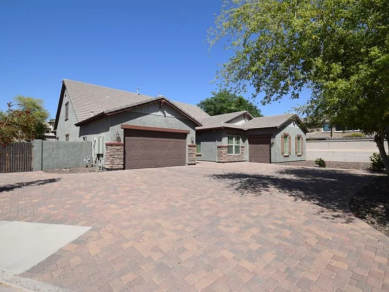 2192 E Coconino Pl — Photo 41