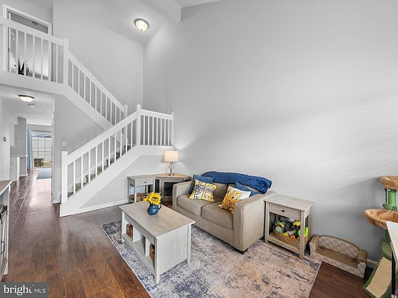4th image of 19114 Stonewood Ln Unit 32