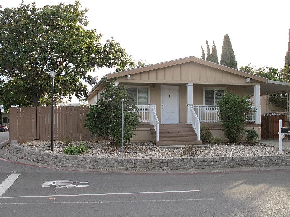 1st image of 1689 Ensenada Dr