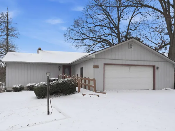 7560 E 620 S, Wolcottville, IN 46795