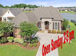 16445 Pascal Dr, Prairieville, LA 70769