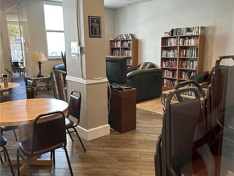 4250 Galt Ocean Dr #9F — Photo 29