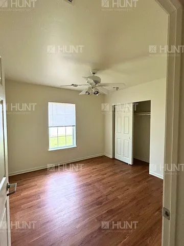 6032 Center Rd — Photo 8