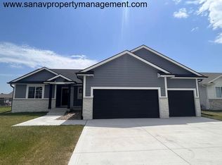 3065 Worchester Dr, Waukee, IA 50263